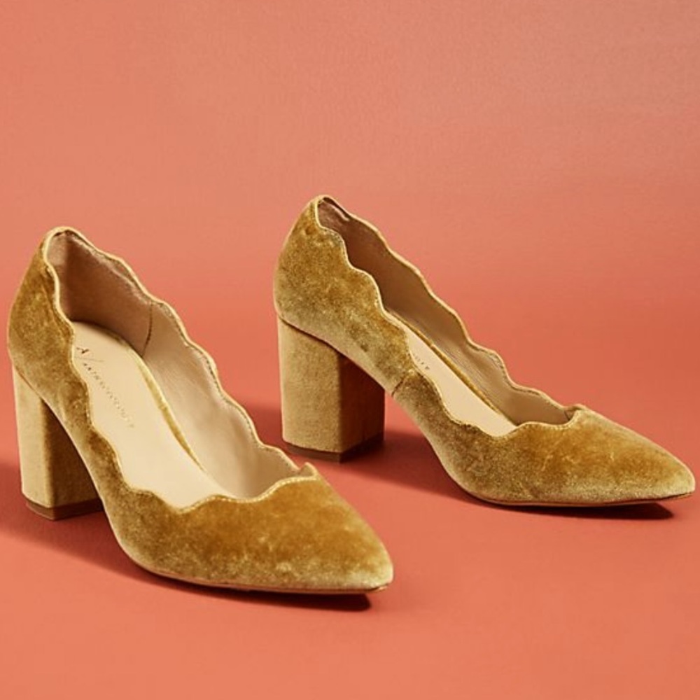 Gold Velvet Pumps